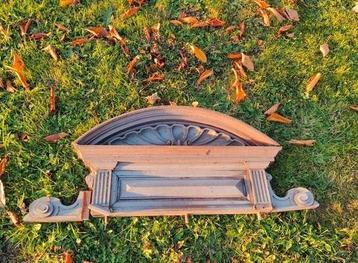 Houten Ornament - Vintage Decoratie beschikbaar voor biedingen