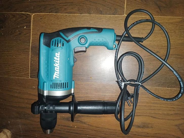 Makita HP1631 710W, Doe-het-zelf en Verbouw, Gereedschap | Boormachines, Zo goed als nieuw, Overige typen, 600 watt of meer, Klopboormechanisme