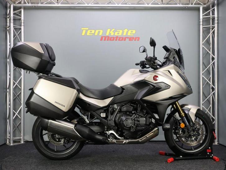 Honda NT 1100 DCT Electronic Suspension 2025, Motoren, Motoren | Honda, Bedrijf, Toermotor, meer dan 35 kW, ABS, Cruise Control