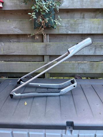 Trek Supercaliber Gen 2 achterbrug beschikbaar voor biedingen