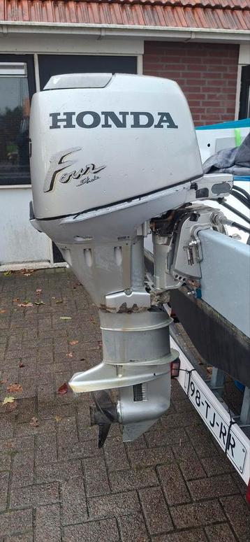 Honda 30 pk 4 takt langstaart el startend slechts 2000 euro beschikbaar voor biedingen