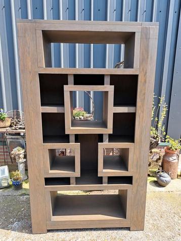 Vintage boekenkast, wandmeubel afm. 100x45cm en 220cm hoog.  beschikbaar voor biedingen