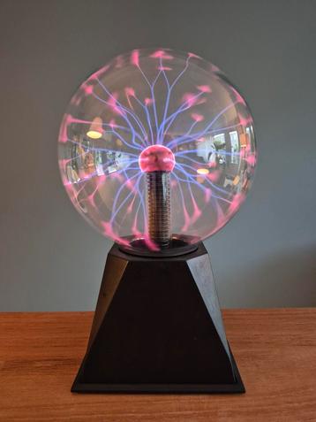Plasma Lamp - Decoratie - Nachtlampje beschikbaar voor biedingen