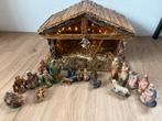 Unieke houten kerststal met figuren en licht, Diversen, Kerst, Ophalen of Verzenden
