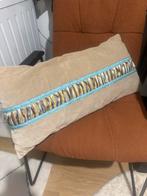 Sierkussen Beige met Blauwe Accenten, Huis en Inrichting, Ophalen of Verzenden, Gebruikt, Beige, Rechthoekig