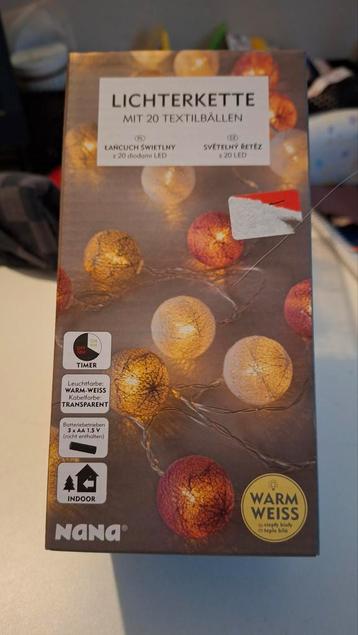 Lichtketting met 20 Textielballen beschikbaar voor biedingen