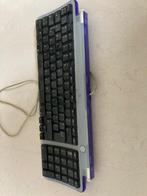 apple vintage paars usb toetsenbord, Computers en Software, Ophalen of Verzenden, Gebruikt