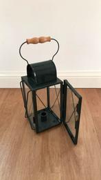 Groene metalen lantaarn / windlicht met houten handvat, 25 tot 50 cm, Nieuw, Ophalen of Verzenden, Metaal