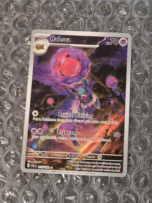 Illustration Rare Rabsca 215/193 Paldea Evolved Scarlet & Vi, Hobby en Vrije tijd, Verzamelkaartspellen | Pokémon, Zo goed als nieuw