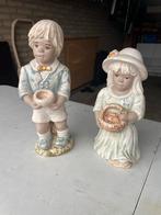 Stenen Beeldjes - Jongen en Meisje, Ophalen of Verzenden, Gebruikt, Steen, Mensenbeeld