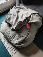 GRATIS Grijze zitzak 'Puffi', Huis en Inrichting, Zitzakken, Ophalen, Gebruikt, Grijs, Zitzak