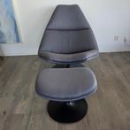 Artifort fauteuil F510 met voetenbank (2 stuks op voorraad), Ophalen, Gebruikt, 75 tot 100 cm, 50 tot 75 cm