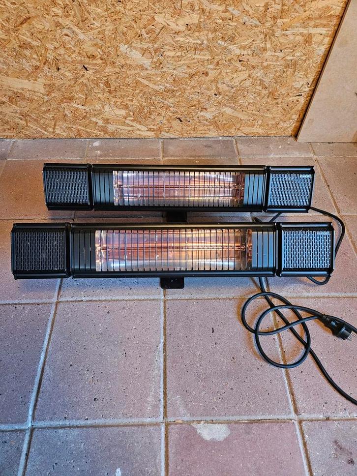 Elektrische terrasverwarmer - Set van 2, Tuin en Terras, Terrasverwarmers, Gebruikt, Elektrisch, Wand, Draaibaar, Ophalen