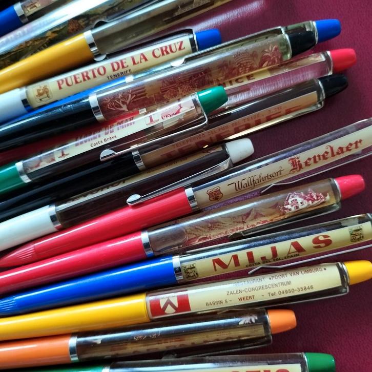 Floaty de reclame balpennen verzameling, Verzamelen, Pennenverzamelingen, Gebruikt, Balpen, Overige merken, Ophalen of Verzenden