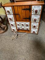 Heel mooi oud kruidenkastje, Antiek en Kunst, Ophalen