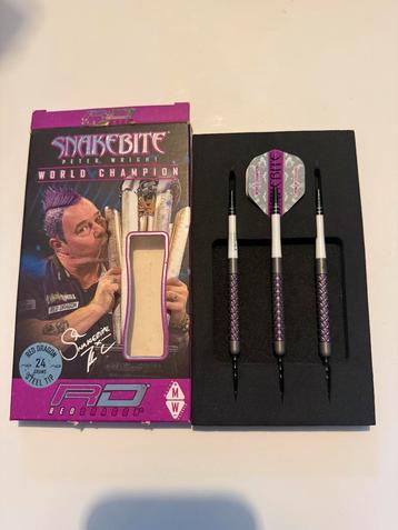 Red Dragon Peter Wright Snakebite Vyper Viper 90% 24 beschikbaar voor biedingen