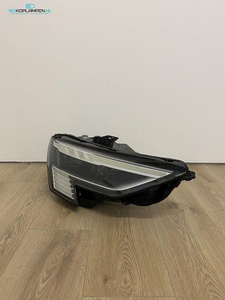 Audi A3 8Y Matrix led koplamp rechts, Auto-onderdelen, Verlichting, Audi, Gebruikt, Ophalen of Verzenden
