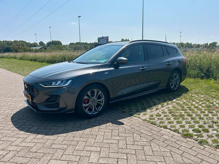 Ford Focus mk4 ST 1.0 Ecoboost Hybrid 155pk automaat 2023, Auto's, Ford, Particulier, Focus, ABS, Achteruitrijcamera, Adaptieve lichten