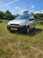 Daihatsu Cuore 1.0 Osaka 3D 2007 Grijs, Auto's, Daihatsu, Voorwielaandrijving, 600 kg, Origineel Nederlands, Handgeschakeld