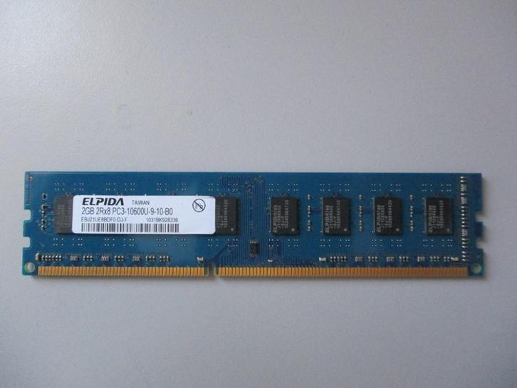 Elpida PC3-10600 2GB DDR3 1333Hz - €2,95, Computers en Software, RAM geheugen, Zo goed als nieuw, Desktop, 2 GB, DDR3, Ophalen of Verzenden