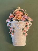 Capodimonte Style porseleinen bloemenmand rijk gedecoreerd, Ophalen of Verzenden