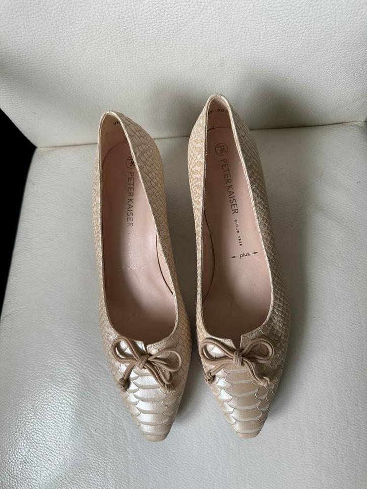 Peter Kaiser schoenen 40,5, Kleding | Dames, Schoenen, Nieuw, Instappers, Beige, Ophalen of Verzenden