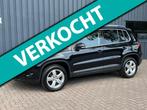 Volkswagen Tiguan 1.4 TSI Sport&Style Team 1E EIG/YOUNGTIMER, Auto's, Voorwielaandrijving, Stof, Gebruikt, Zwart