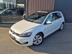 Volkswagen Golf 1.4 TSI GTE 204pk | Pano | Leder | Camera |, Auto's, Volkswagen, Stof, Gebruikt, 4 cilinders, Electronic Stability Program (ESP)