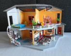 PLAYMOBIL City Life Modern Woonhuis met inrichting, Kinderen en Baby's, Speelgoed | Playmobil, Ophalen of Verzenden, Zo goed als nieuw
