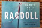 ** Ragdoll - Daniel Cole - dwarsligger - IGST **, Gelezen, Ophalen of Verzenden, Europa overig, Daniel Cole