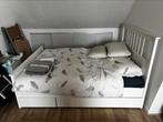 HEMNES bed, Huis en Inrichting, Slaapkamer | Bedden, Ophalen, Gebruikt, Wit, Tweepersoons