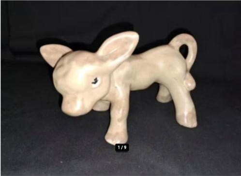 Vintage Porcelain Statuette of Calf/Cow/Cattle. C 1940., Verzamelen, Beelden en Beeldjes, Gebruikt, Dier, Ophalen of Verzenden