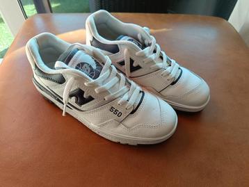 New Balance 550 sneakers beschikbaar voor biedingen