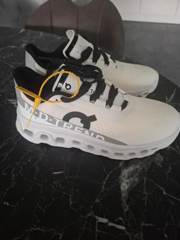 Nw M-D TREND schoenen maat 43 beschikbaar voor biedingen