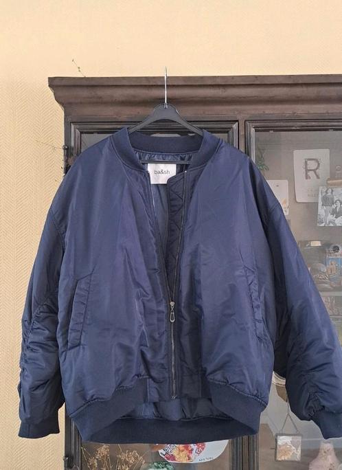 Ba@sh rue bomberjack nachtblauw one size, Kleding | Dames, Jassen | Winter, Zo goed als nieuw, Maat 42/44 (L), Blauw, Ophalen of Verzenden