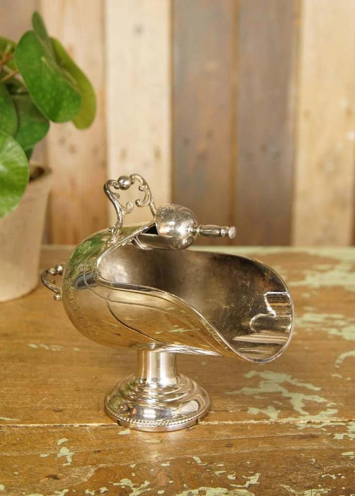 Sierlijk verzilverd suikersetje kolenbak met schep suikerpot, Antiek en Kunst, Curiosa en Brocante, Ophalen of Verzenden
