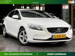 Volvo V40 1.6 T2 R-Design|Stoelvw|Xenon|PDC|Cruise|Clima|APK, Auto's, Volvo, Voorwielaandrijving, Stof, Gebruikt, 4 cilinders