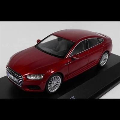 Dealermodel Audi A5 SPORTBACK rood 1:43 nieuw in verpakking, Hobby en Vrije tijd, Modelauto's | 1:43, Nieuw, Auto, Overige merken