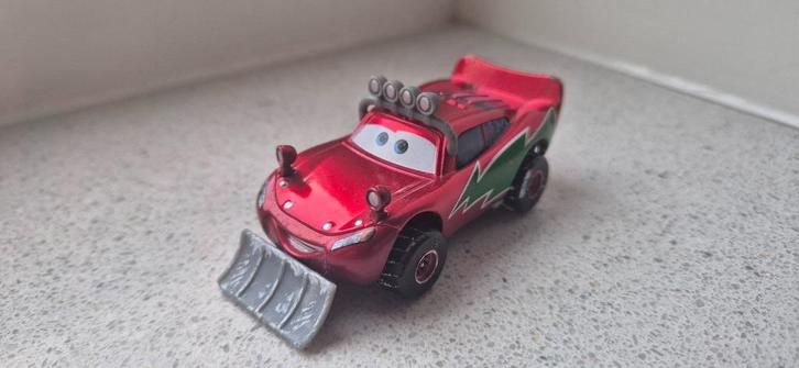 Disney Pixar Cars Snowplow Lightning McQueen, Kinderen en Baby's, Speelgoed | Speelgoedvoertuigen, Gebruikt, Ophalen of Verzenden