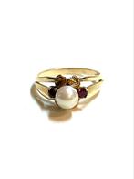 14k gouden ring met een parel en granaatstenen, Met edelsteen, Ophalen of Verzenden, Dame, Goud