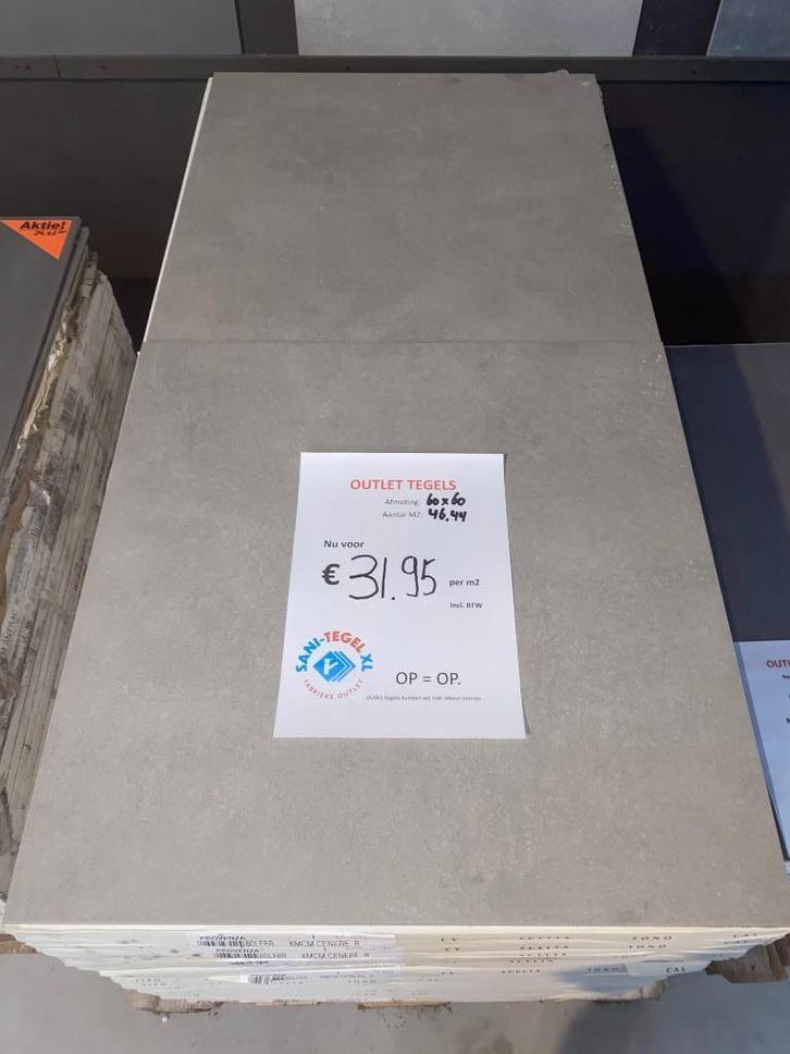 Uitverkoop: restpartij wand en vloertegel 60x60 grijs beton, Doe-het-zelf en Verbouw, Tegels, Nieuw, Vloertegels, Keramiek, 60 cm of meer