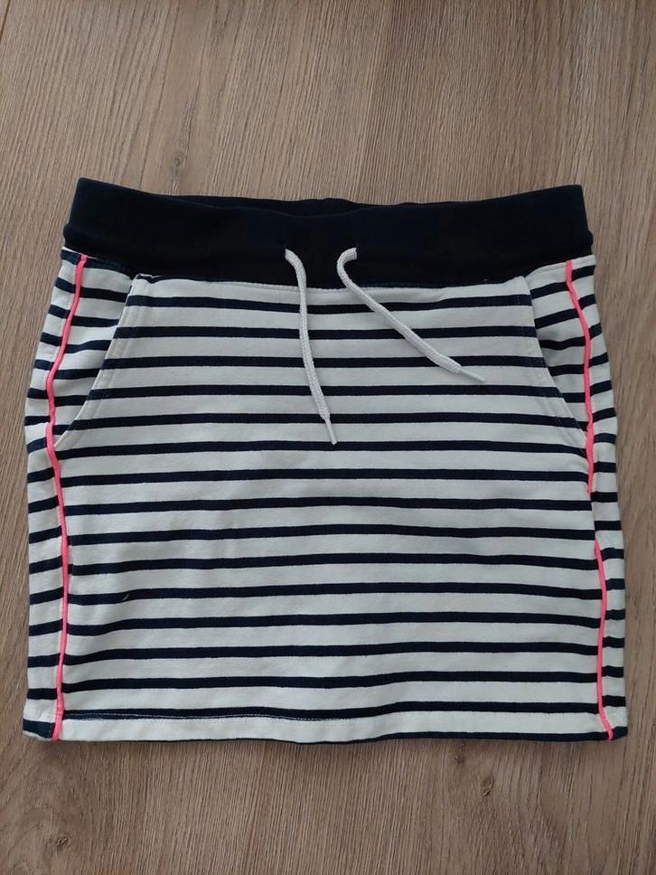 Joggingrokje gestreept 146/152 met zakken, roze biesjes, Kinderen en Baby's, Kinderkleding | Maat 146, Zo goed als nieuw, Meisje