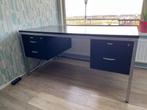 Groot zwart bureau van hout en metaal, met lades, Ophalen, Gebruikt, Bureau