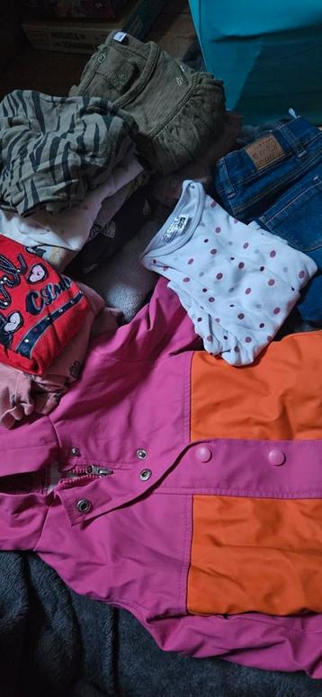 Kleding pakket meisje 86 beschikbaar voor biedingen