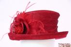 Dameshoed Andrea donker rood sinamay sisal 56-57 nieuw, 56 of 57 cm (M, 7 of 7⅛ inch), Hoed, Nieuw, Andrea