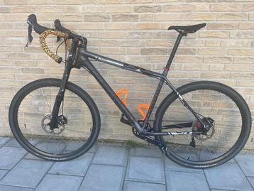 Canondale F29 - Allroad Bike - Carbon - maat XL beschikbaar voor biedingen