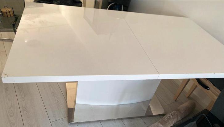 Eettafel met gebruikerssporen, Huis en Inrichting, Tafels | Eettafels, Gebruikt, 100 tot 150 cm, 150 tot 200 cm, Vier personen