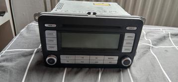 Zo goed als nieuwe originele Golf 5 radio – Geen beschadig beschikbaar voor biedingen