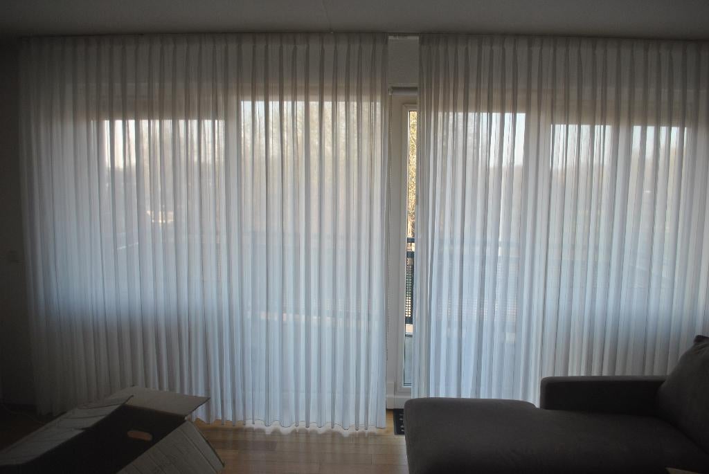 Vitrage, wit, 2 delen 243 cm hoog, 450 cm breed, Gebruikt, 200 cm of meer, Wit, Ophalen of Verzenden