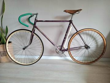Vintage Oldtimer racefiets type baanfiets fixed blokketting. beschikbaar voor biedingen